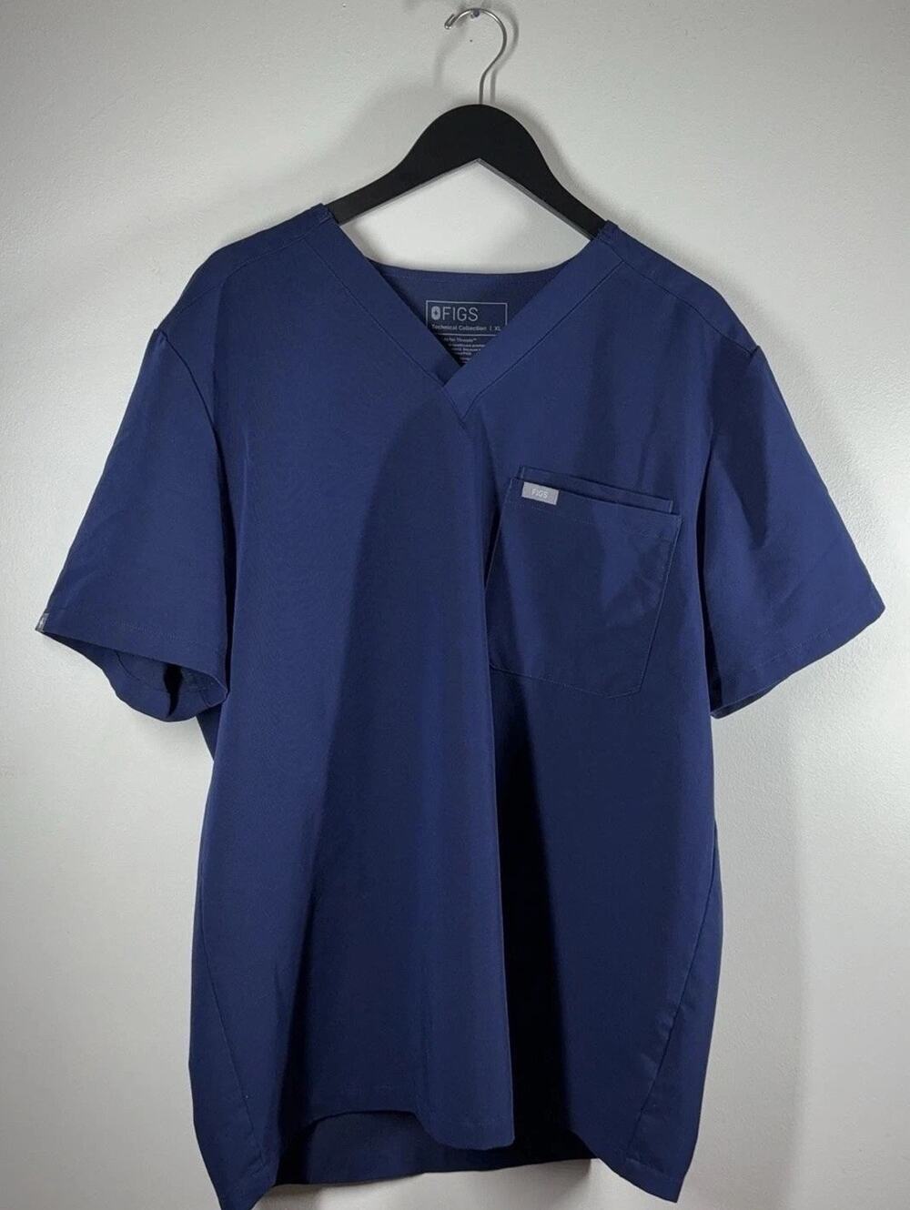 FIGS Scrub Top Mens XL Blue Technical Collection Leon V Neck Pocket Stretch